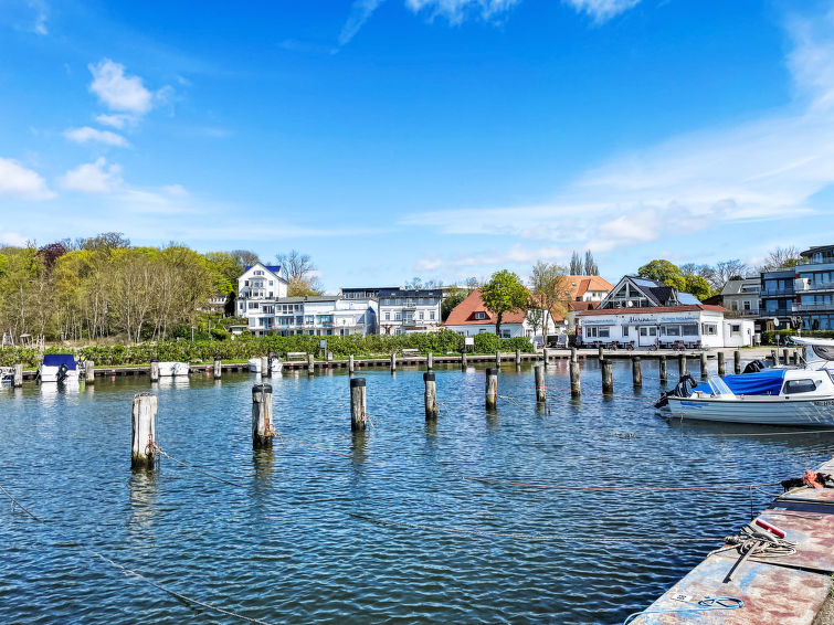 Foto van omgeving van Vakantiehuis Seebad Altefähr Foto van omgeving van Vakantiehuis Seebad Altefähr