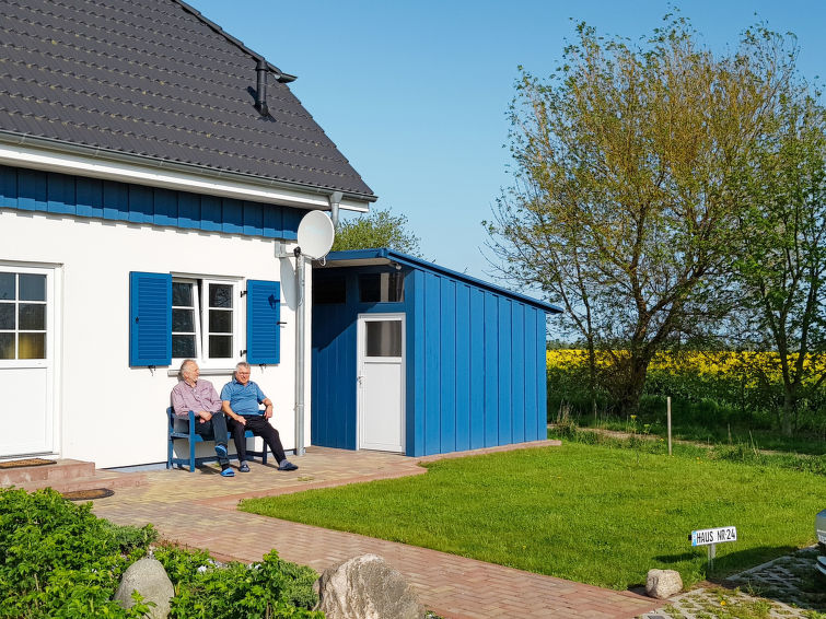 Foto van exterieur van Vakantiehuis Seebad Altefähr Foto van exterieur van Vakantiehuis Seebad Altefähr