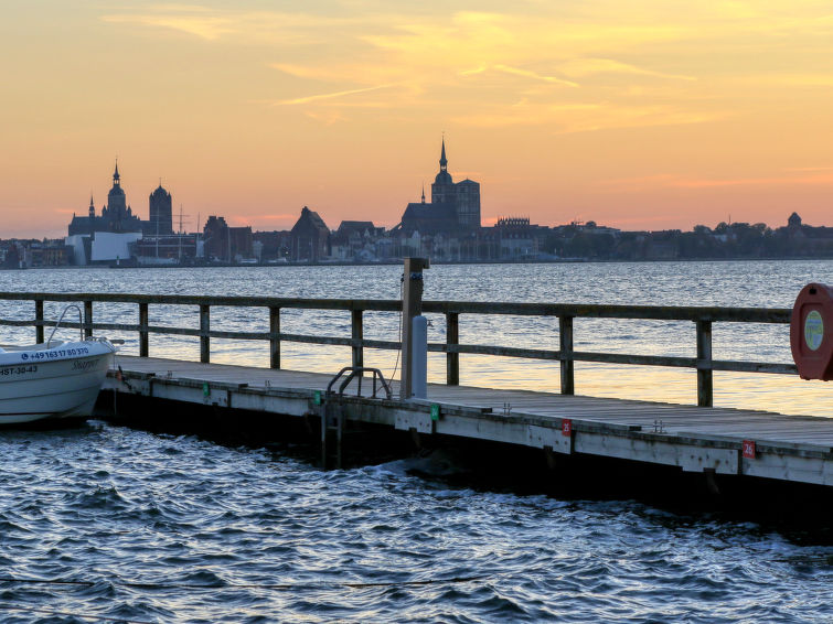 Foto van omgeving van Vakantiehuis Seebad Altefähr Foto van omgeving van Vakantiehuis Seebad Altefähr