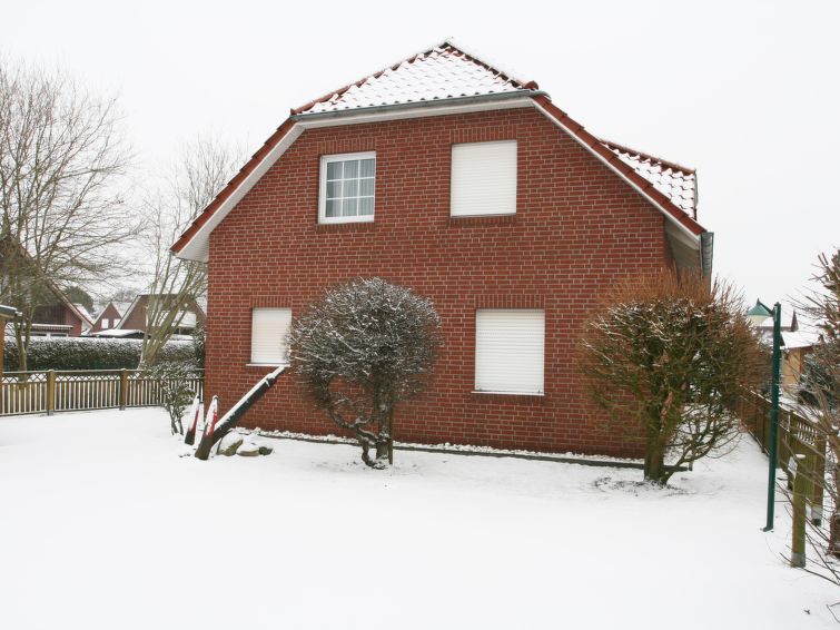 Ontsnap naar Rust en Comfort in Appartement Mwe in Norddeich | Out! Vakantiehuizen