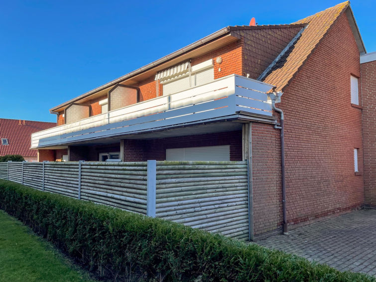 Foto van exterieur van Vakantiehuis Norddeichin de winter