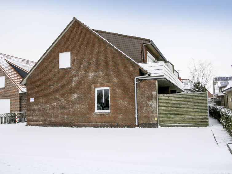 Foto van exterieur van Vakantiehuis Norddeichin de winter