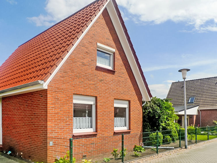 Ontdek het Charmante Hexenhuus in Hage | Out! Vakantiehuizen