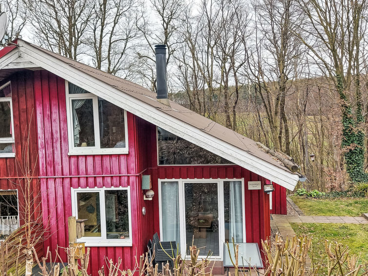 Foto van exterieur van Vakantiehuis Extertalin de winter