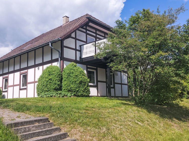 Foto van exterieur van Appartement Frankenauin de winter