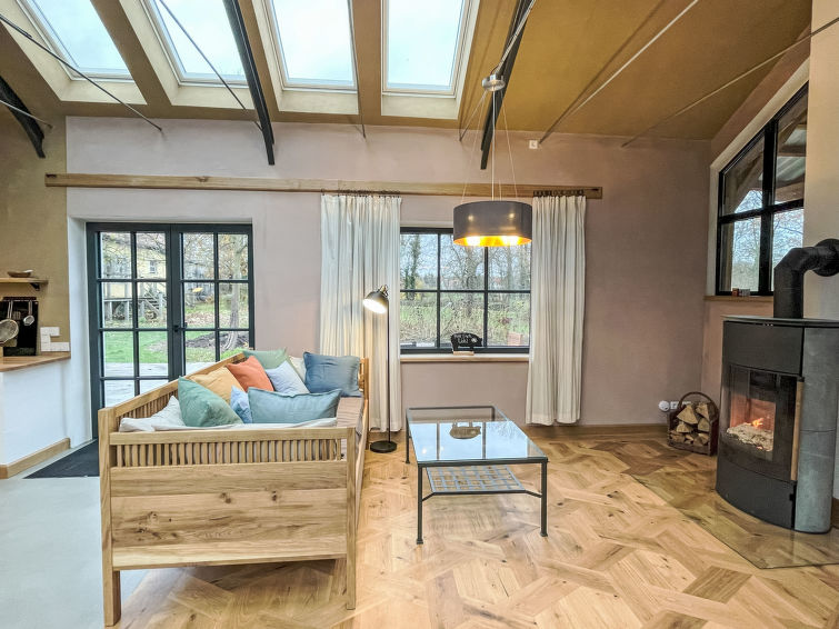 Gezellig Tiny House Glamping in de Orangerie, Wurzen | Out! Vakantiehuizen