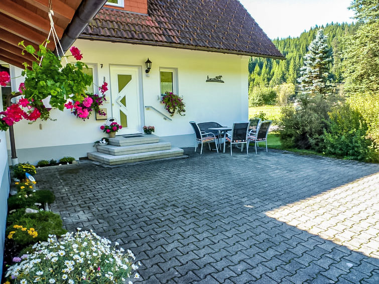 Foto van exterieur van Appartement Eisenbach