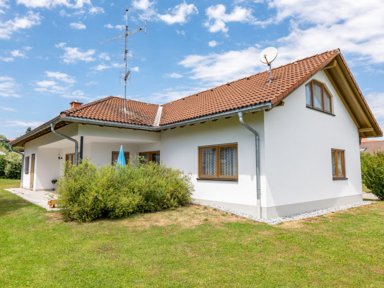 Foto van exterieur van Vakantiehuis Dittishausen