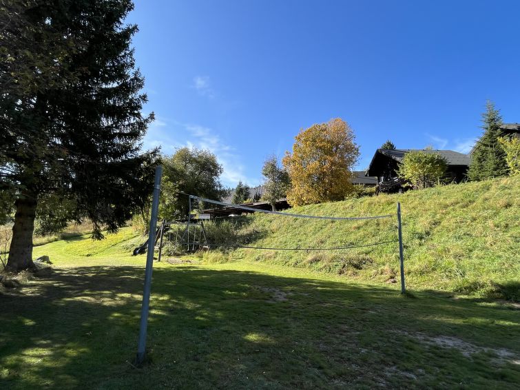 Foto van exterieur van Vakantiehuis Bernauin de winter