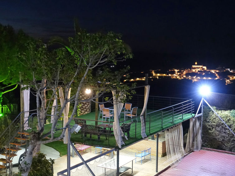 Foto van exterieur van Vakantiehuis Córdoba/Baena Foto van exterieur van Vakantiehuis Córdoba/Baena