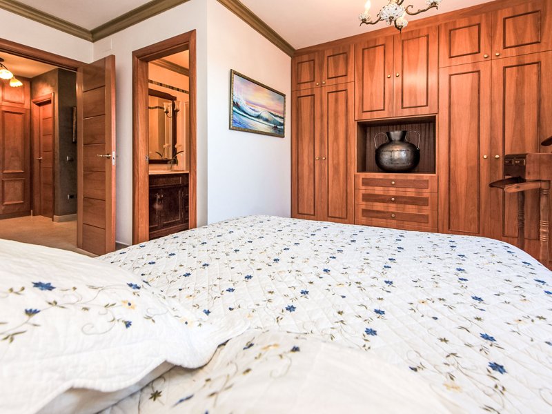 Exterieur E-CAT-0124 Exterieur E-CAT-0124