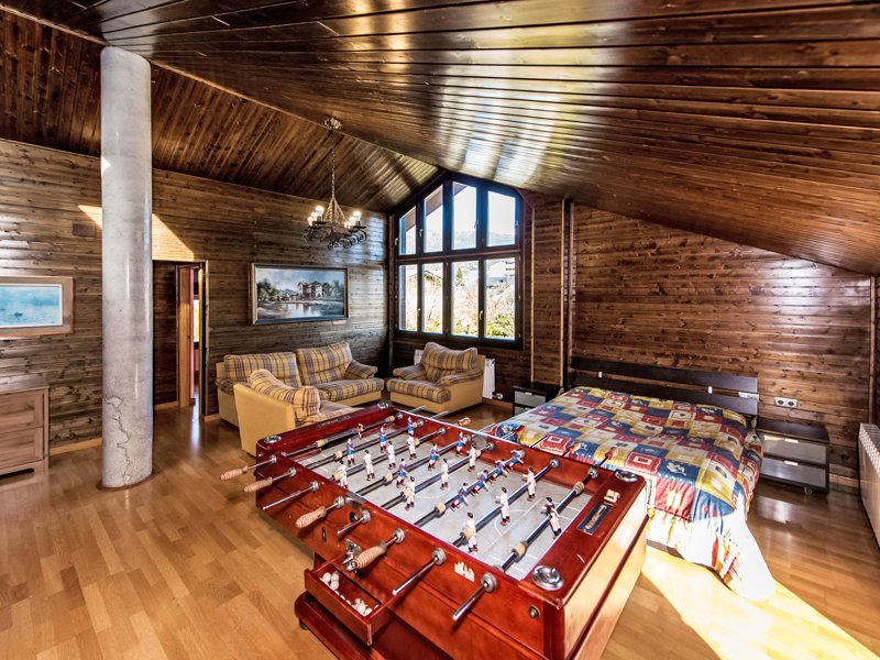 Exterieur E-CAT-0124 Exterieur E-CAT-0124