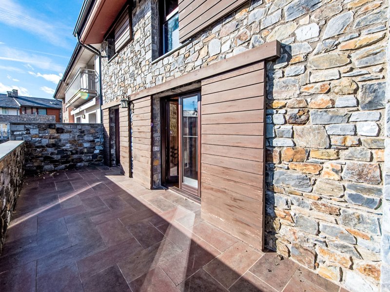 Exterieur E-CAT-0124 Exterieur E-CAT-0124