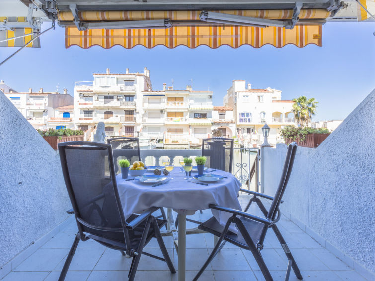 Charmante Vakantiewoning aan de Costa Brava: Porto Fino | Out! Vakantiehuizen