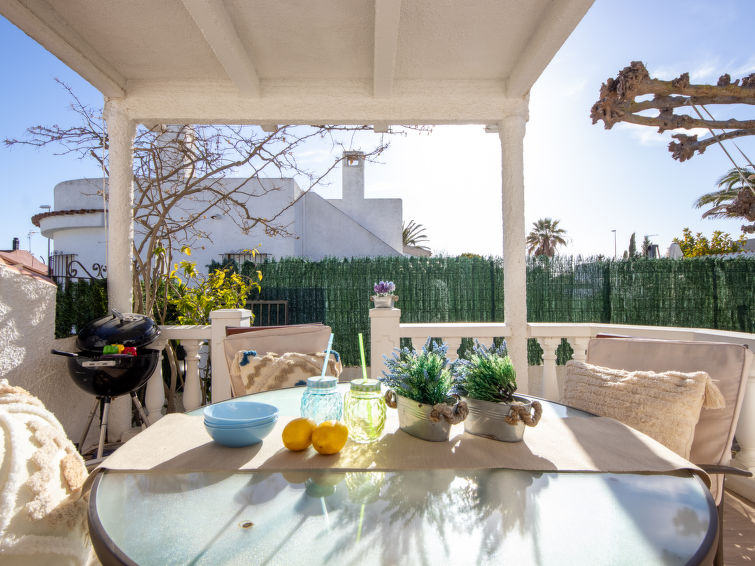 Foto van exterieur van Vakantiehuis Deltebre
