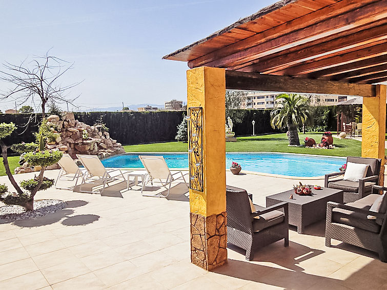 Foto van exterieur van Vakantiehuis L'Ampolla