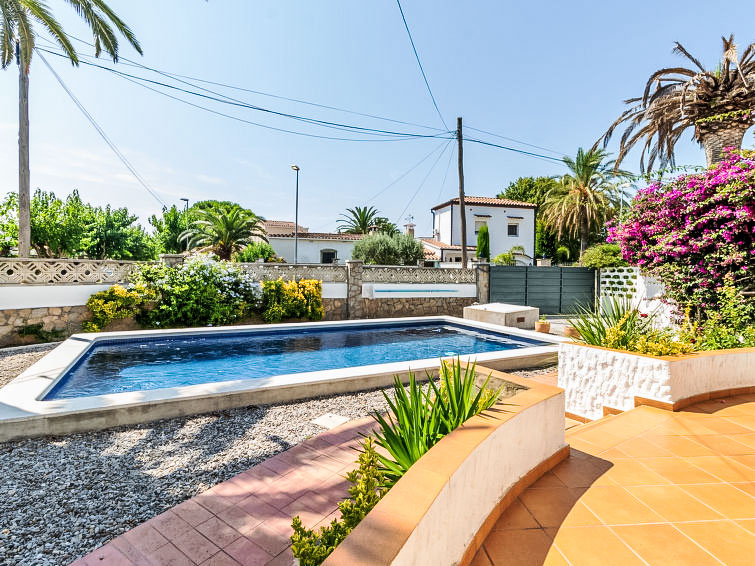 Foto van exterieur van Vakantiehuis Empuriabrava Foto van exterieur van Vakantiehuis Empuriabrava