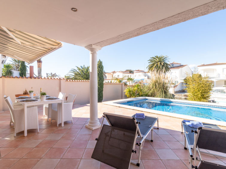Foto van exterieur van Vakantiehuis Empuriabrava