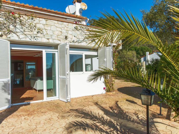 Foto van exterieur van Vakantiehuis Calongein de winter