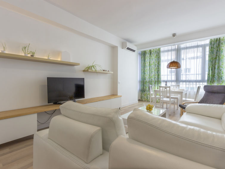 Comfortabel Appartement in Chamartn-Ciudad Ramos Carrion, M... | Out! Vakantiehuizen