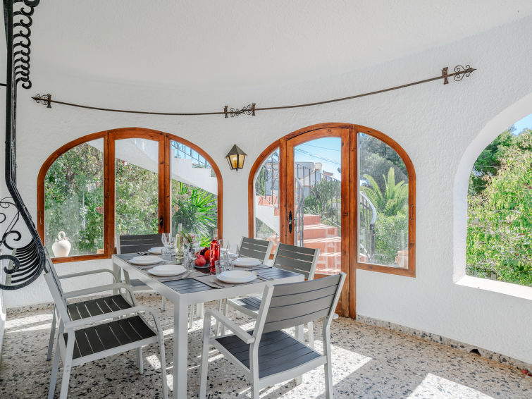 Foto van exterieur van Vakantiehuis Jáveain de winter Foto van exterieur van Vakantiehuis Jáveain de winter