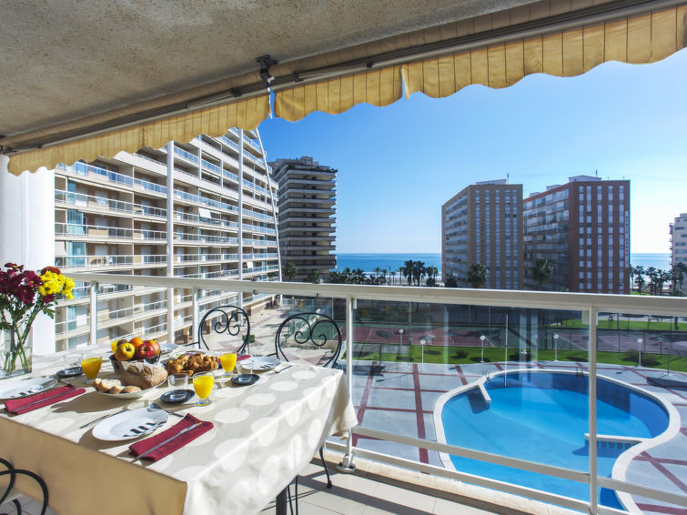 Ruim en Comfortabel Appartement Ana aan de Costa de Valencia | Out! Vakantiehuizen