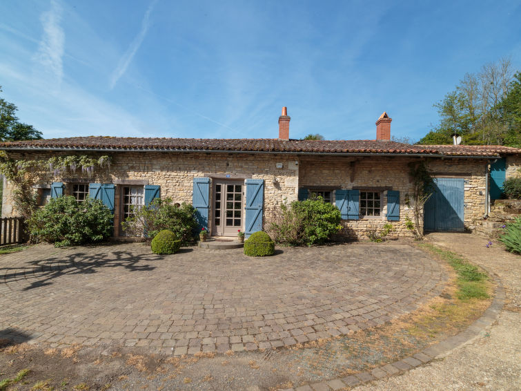 Foto van exterieur van Vakantiehuis Civray