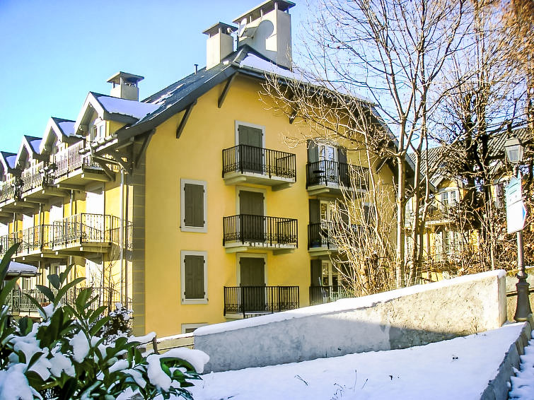 Foto van exterieur van Appartement Saint Gervaisin de winter