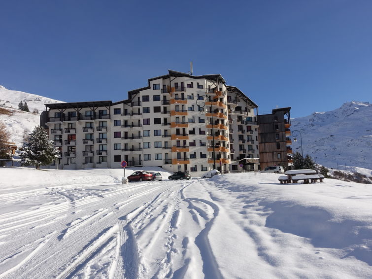Foto van exterieur van Appartement Les Menuiresin de winter