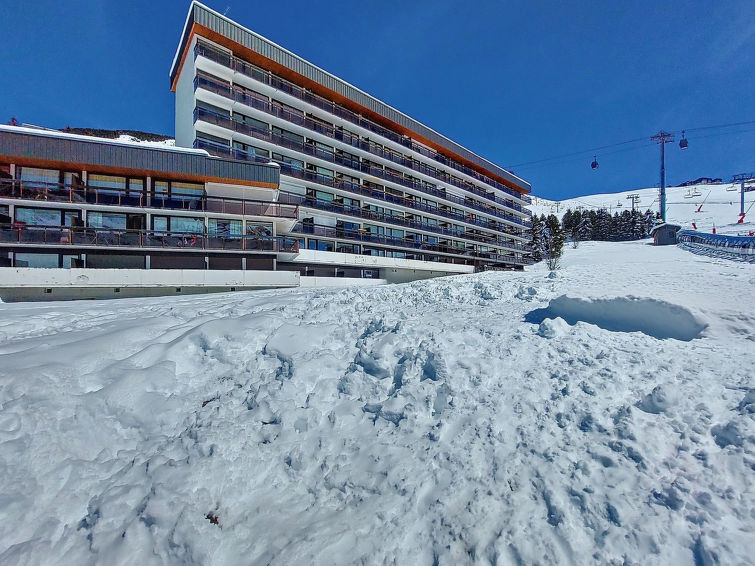 Foto van exterieur van Appartement Les Menuiresin de winter
