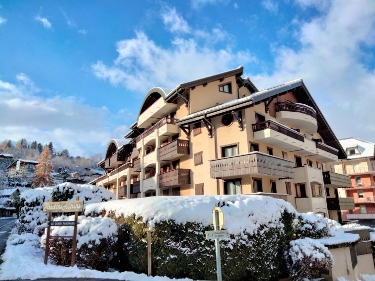 Foto van exterieur van Appartement Saint Gervaisin de winter