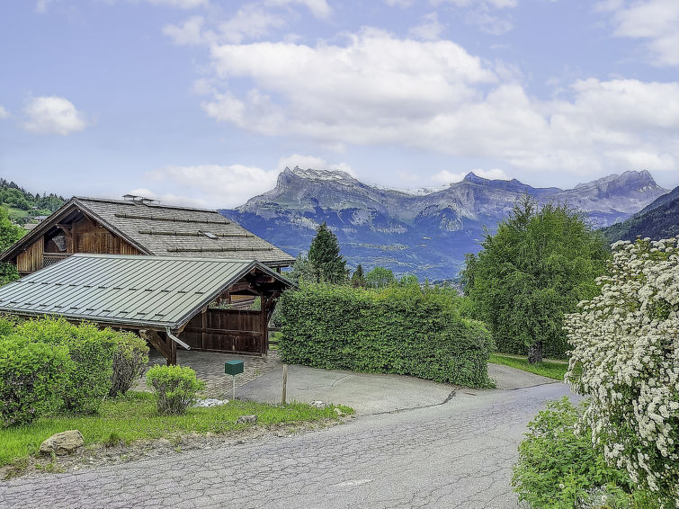 Foto van exterieur van Vakantiehuis Saint Gervaisin de winter