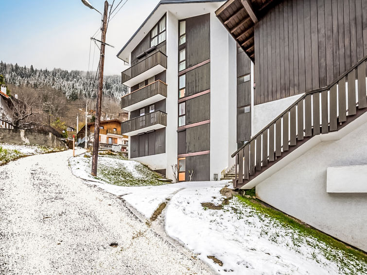 Foto van exterieur van Appartement Saint Gervaisin de winter