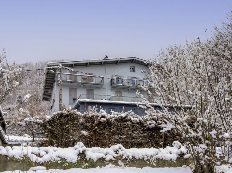 Foto van exterieur van Appartement Saint Gervaisin de winter