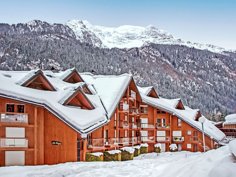 Foto van exterieur van Appartement Les Contaminesin de winter