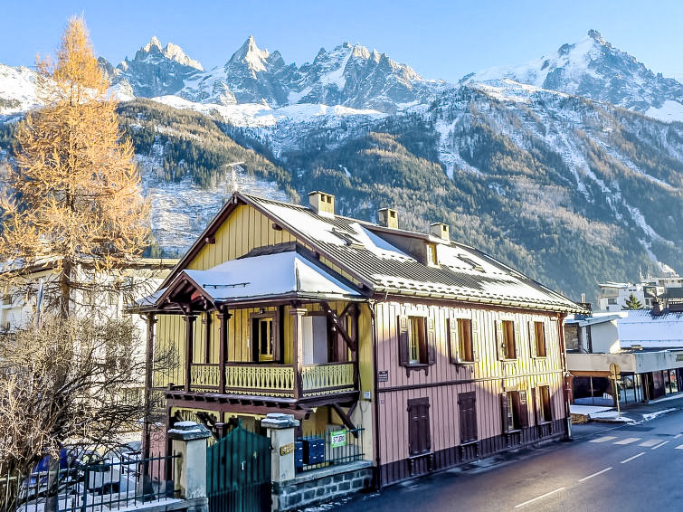 Foto van exterieur van Appartement Chamonixin de winter