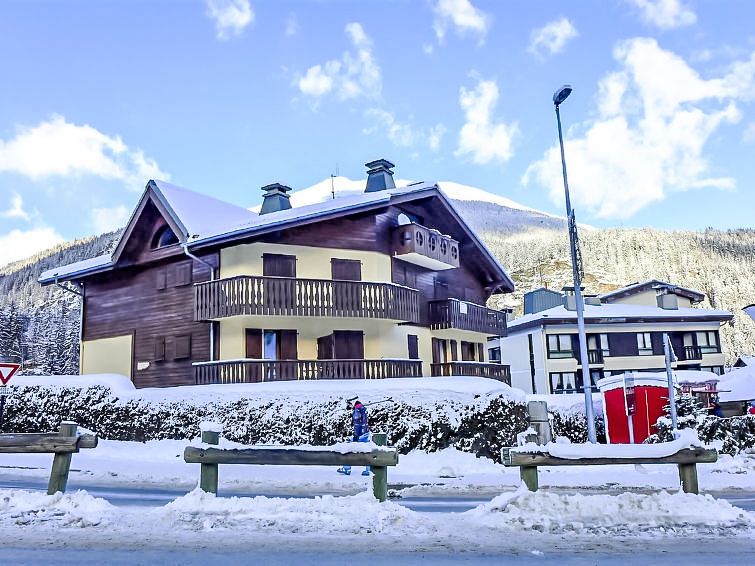Foto van exterieur van Appartement Les Houchesin de winter