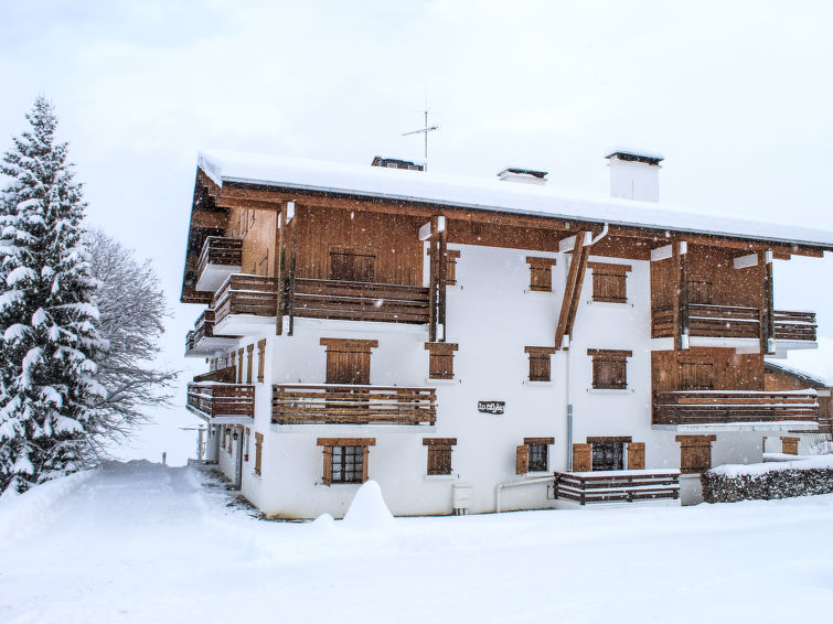 Foto van exterieur van Appartement Saint Gervaisin de winter
