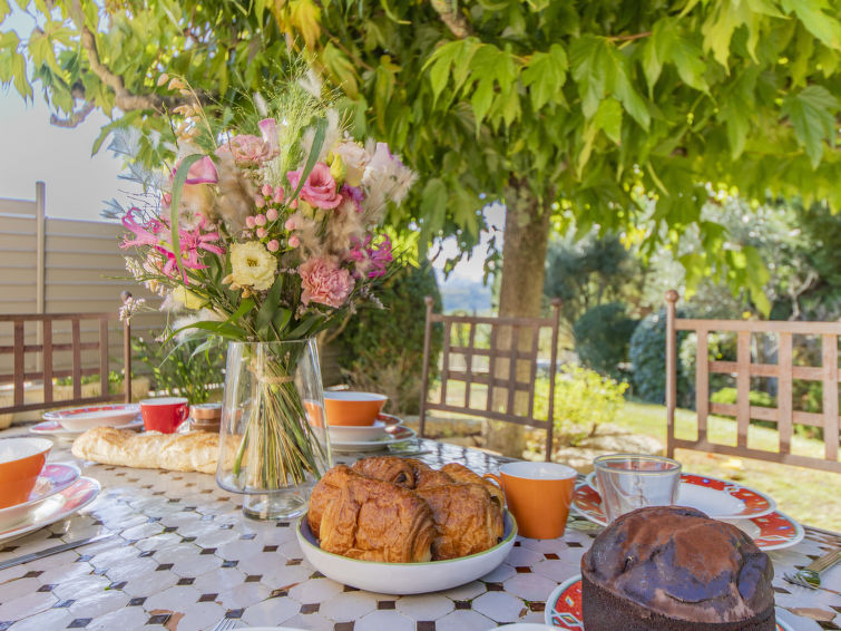 Foto van exterieur van Vakantiehuis Vinsobres