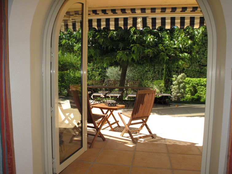 Foto van exterieur van Vakantiehuis Vinsobres