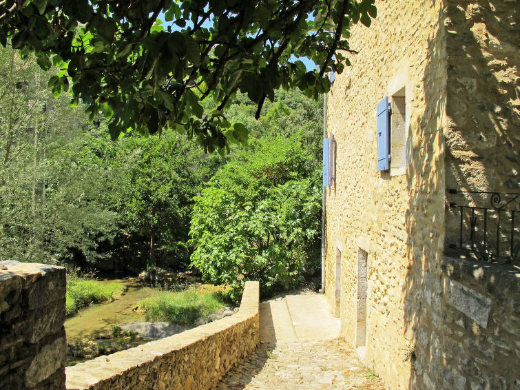 Foto van exterieur van Vakantiehuis Saint Montan
