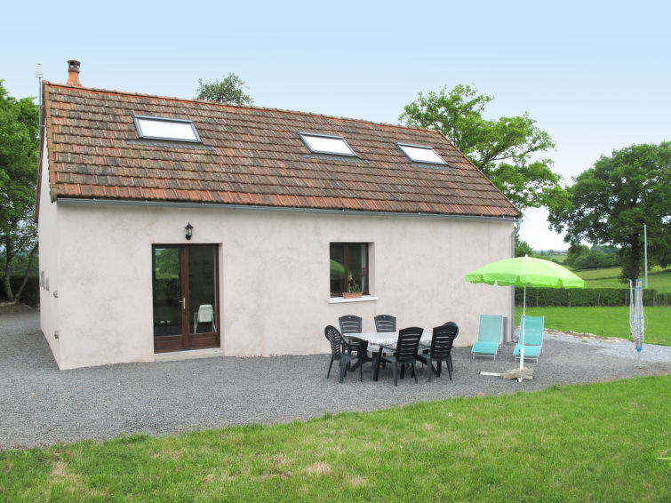 Foto van exterieur van Vakantiehuis Ternant
