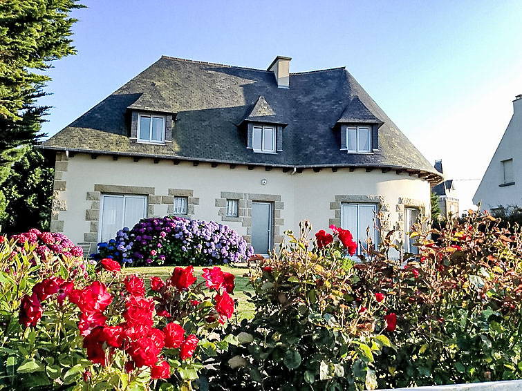 Vakantiehuis Les Rimains: Genieten van de Rust en Zeezicht i... | Out! Vakantiehuizen