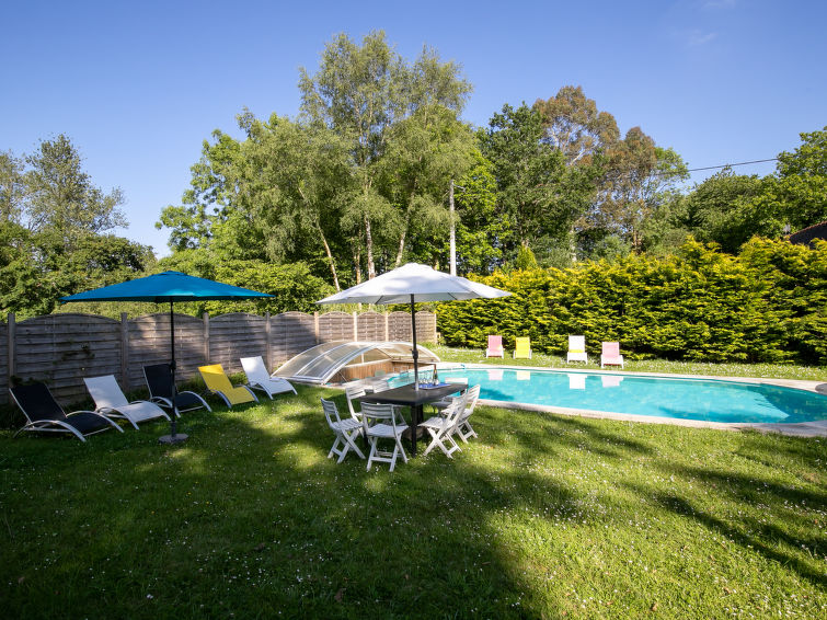 Foto van exterieur van Vakantiehuis Ploumilliau