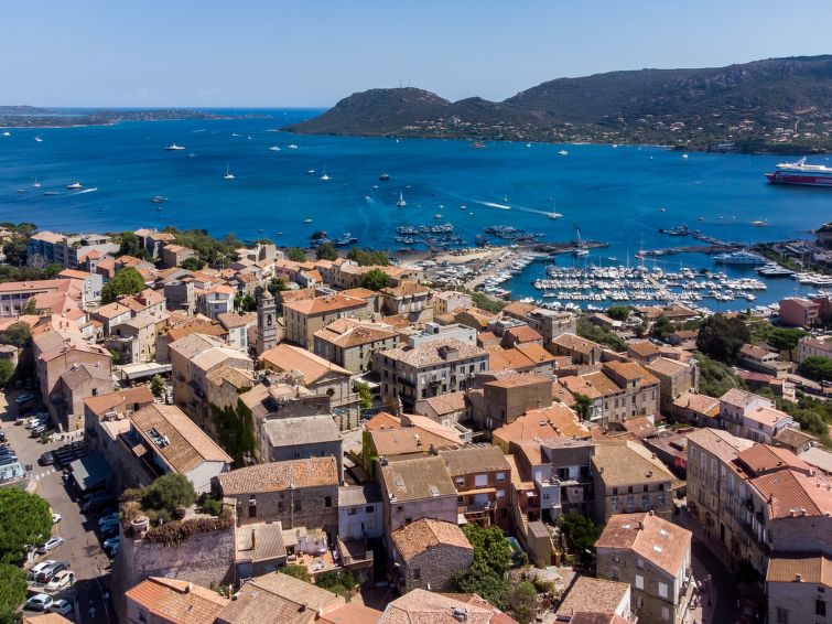 Foto van omgeving van Vakantiehuis Porto Vecchio