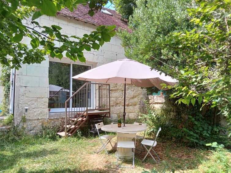 Foto van exterieur van Vakantiehuis Chissay-en-Touraine