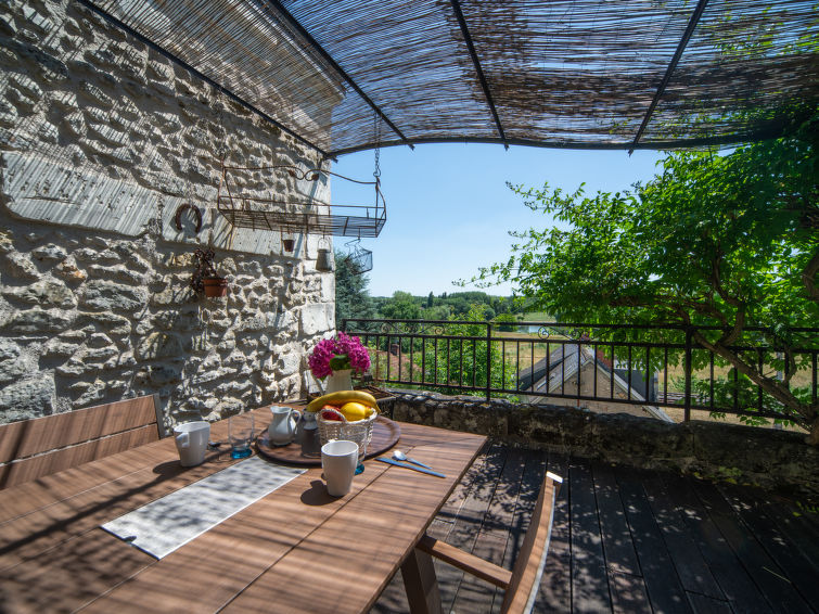 Foto van exterieur van Vakantiehuis Chissay-en-Touraine