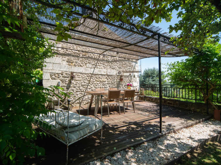 Foto van exterieur van Vakantiehuis Chissay-en-Touraine