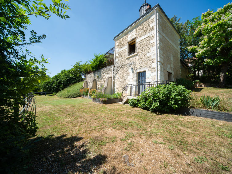 Foto van exterieur van Vakantiehuis Chissay-en-Touraine