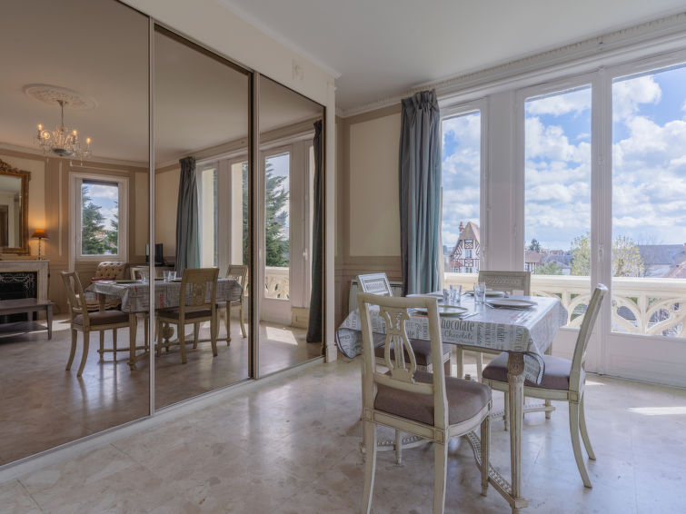 Charmant Appartement Marie Antoinette in Cabourg, Normandi | Out! Vakantiehuizen
